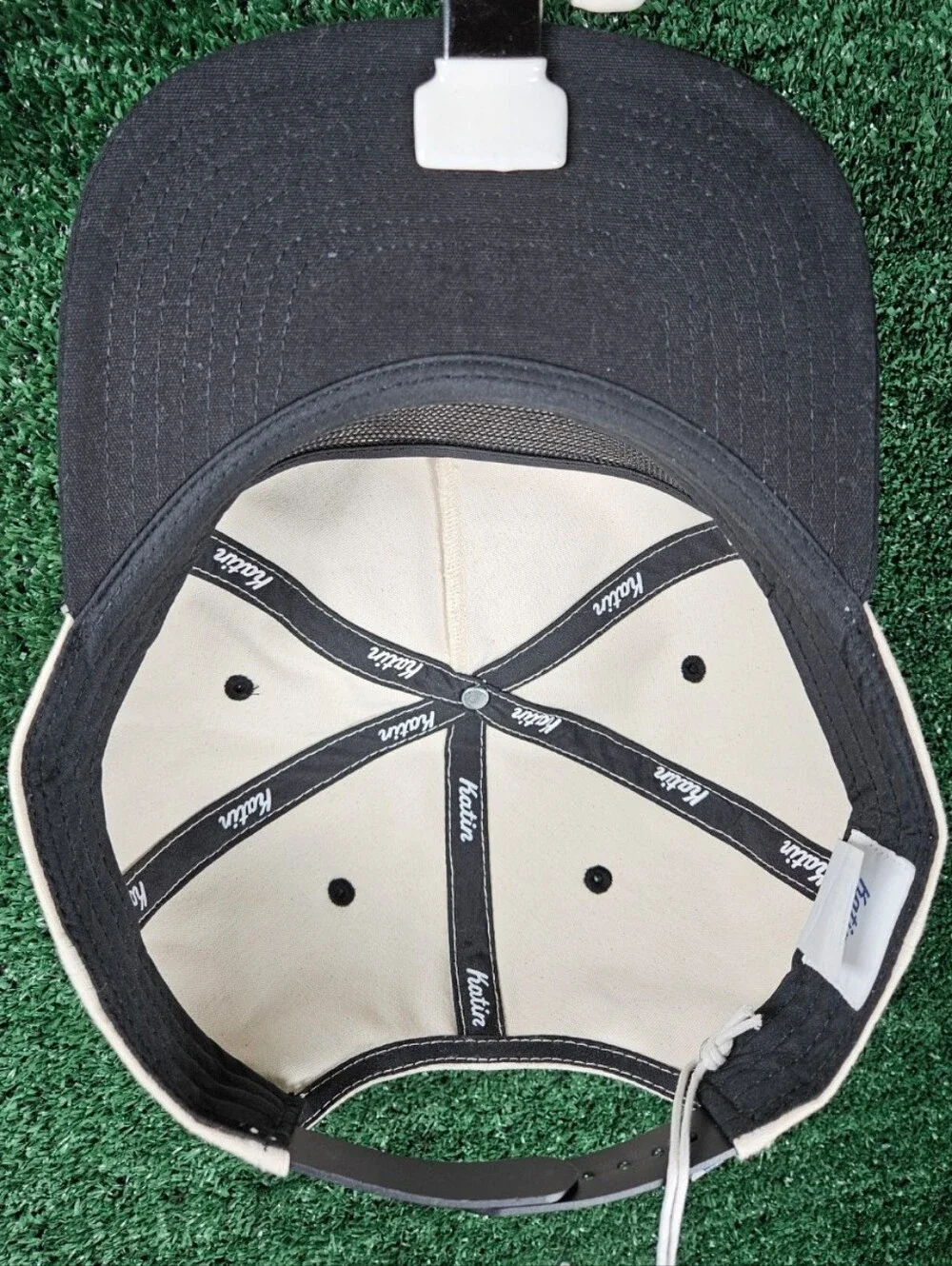NWT Katin Two-Tone Canvas Snapback Hat / Size - OSFM / Ivory & Black